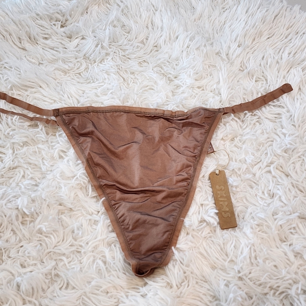 Skims JELLY SHEER T-STRING Thong/ SIENNA 4X NWT